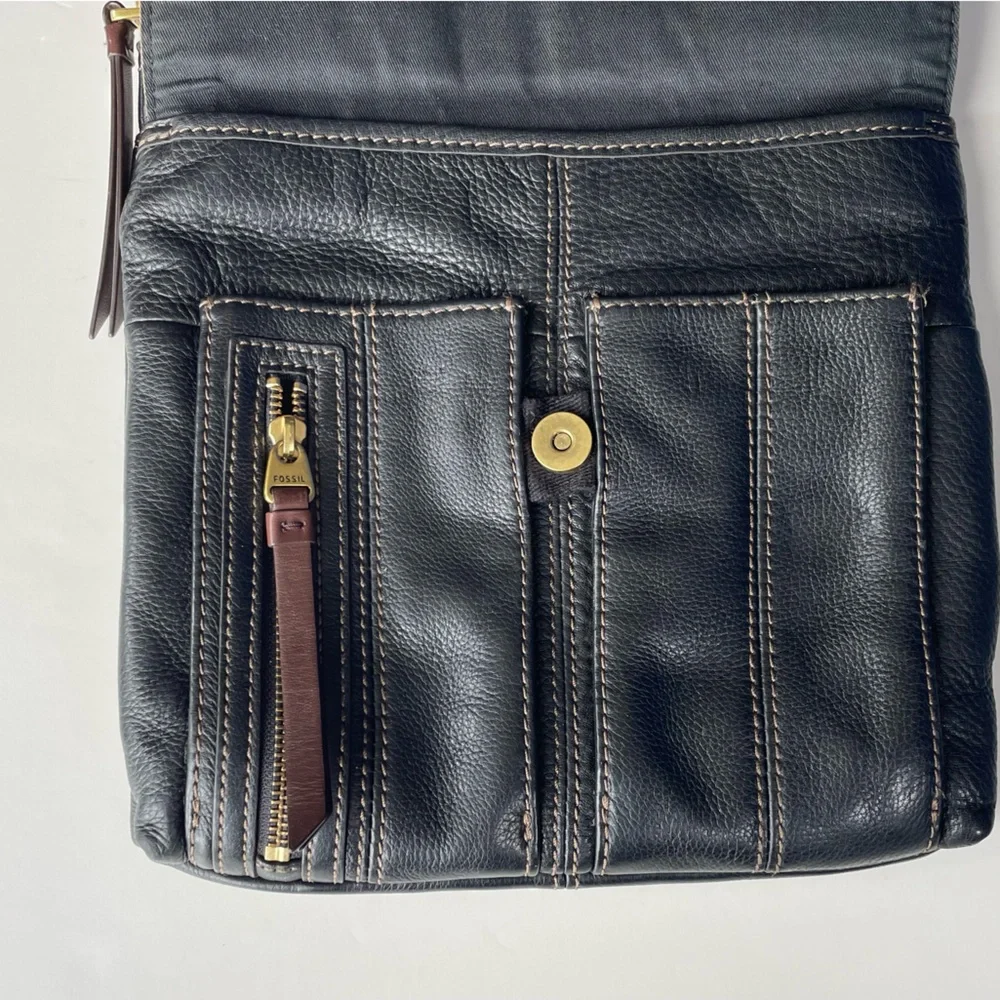 VTG Fossil Morgan Traveler Crossbody Messenger Bag Purse Black Pebbled Leather